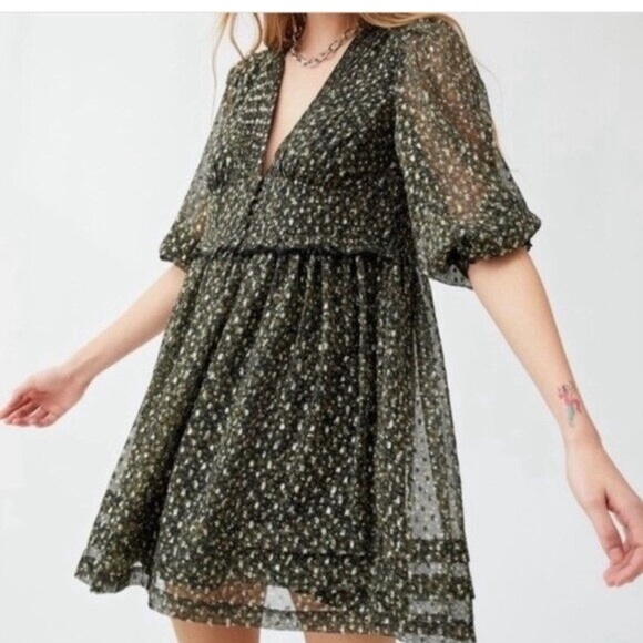 Urban Outfitters Dresses & Skirts - Mini Babydoll Metallic Sparkle Dress Urban Outfitters